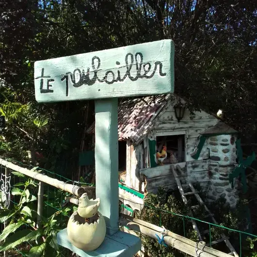  maison aux 100 000 fleurs 