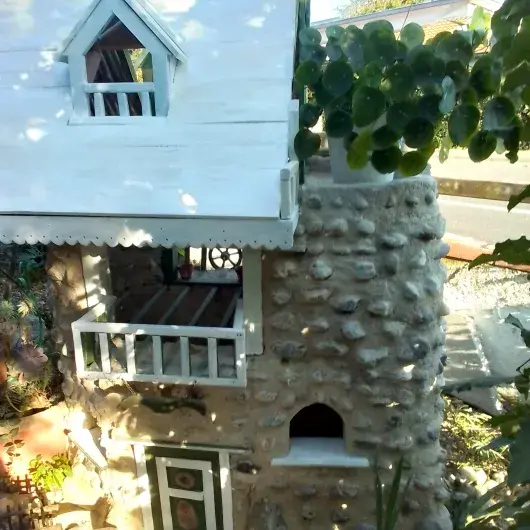  maison aux 100 000 fleurs 