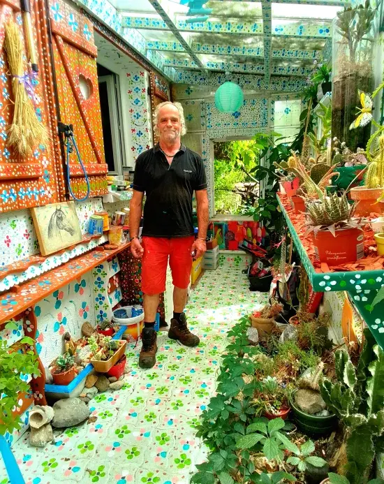 maison aux 100 000 fleurs Michel, artiste peinture et sculpteur